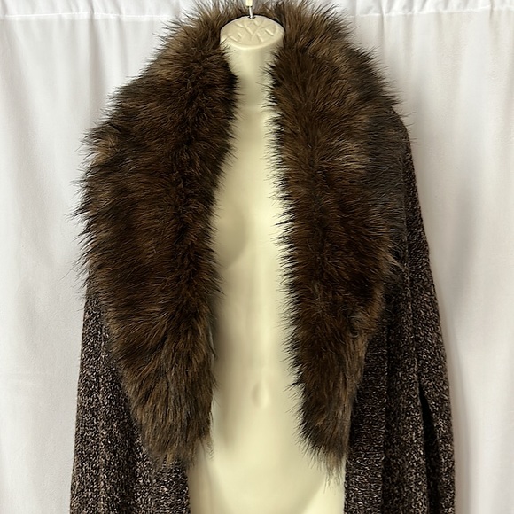Michael Kors NWT Brown Long Sleeve Fur Trimmed Collar Cardigan Sweater **Sz S** - Picture 3 of 5